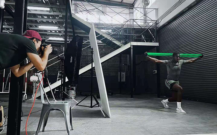 Sports shooting平面广告模特